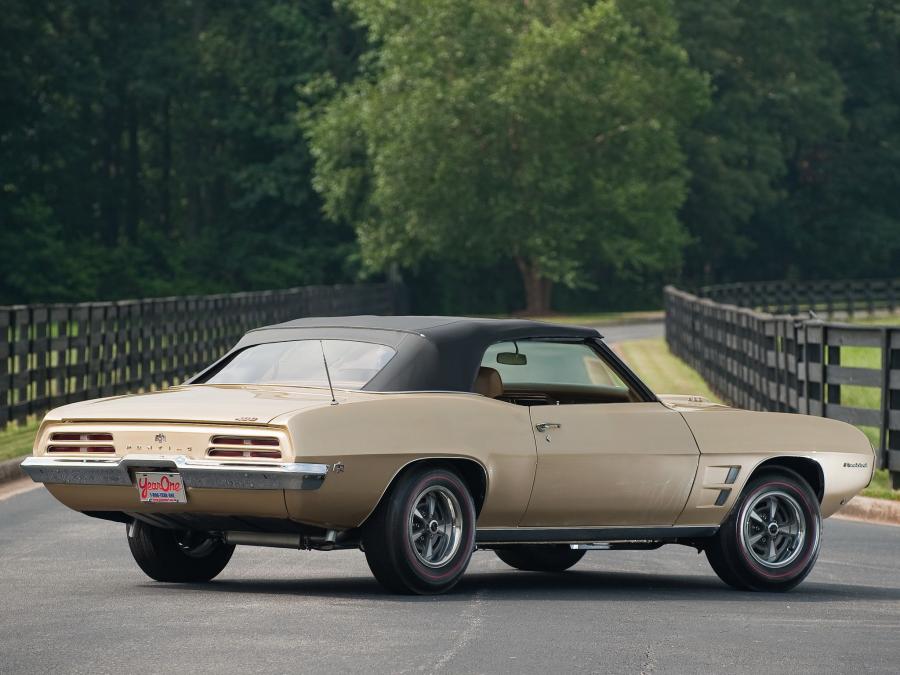  Pontiac Firebird 400 Convertible 1969 года  (фото 21 из 23)